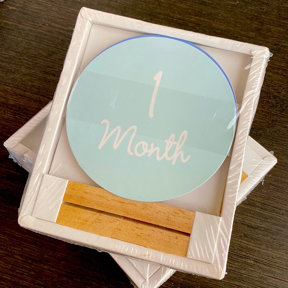 Milestone Stickers w/Wooden stand